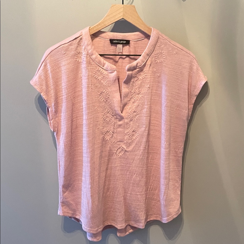 Cable & Gauge Womens Light Pink Embroidered Blouse Size Large